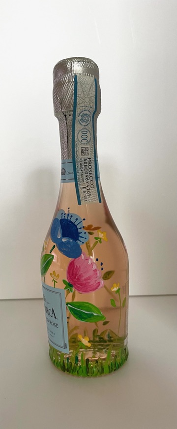 Custom painted bottle example 15