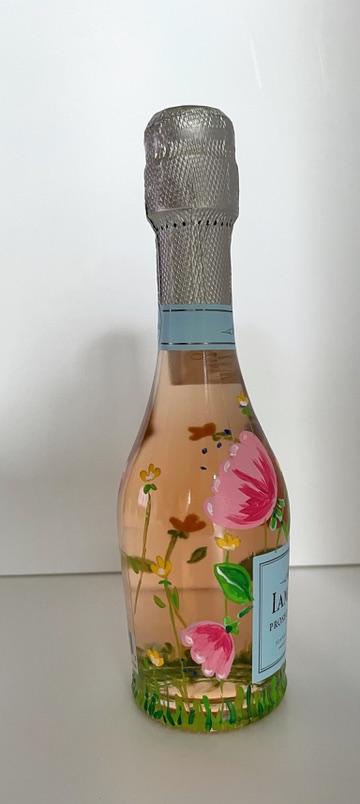 Custom painted bottle example 19